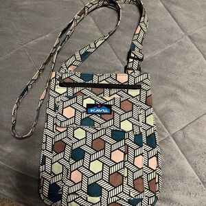 Kavu Multicolor Geometric Crossbody Bag